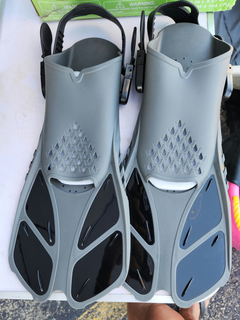 Men's Gray Swim Fins with Adjustable Heel Strap